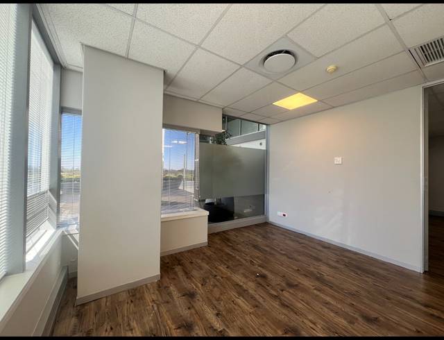 148M² OFFICE TO LET IN ROSEBANK